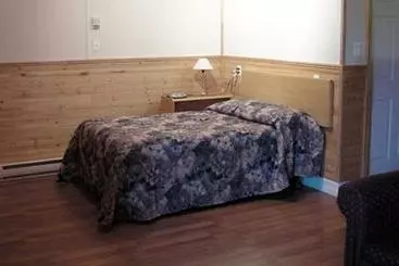 Dockside Motel