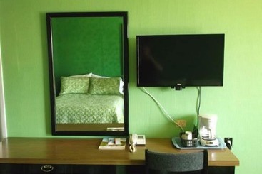 Haileybury Beach Motel