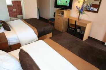 모텔 Campbellford River Inn