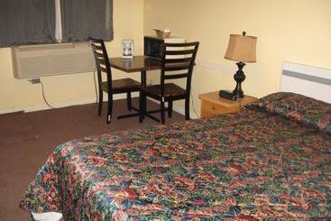 Pals Motel And Rv Park