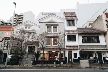Y Pub & Hostel Tottori