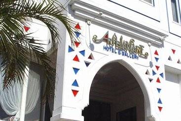 Arabianart Hotel & Gallery