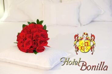 ホテル Bonilla