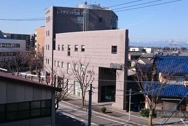 בית מלון כפרי Lakeland Hikone