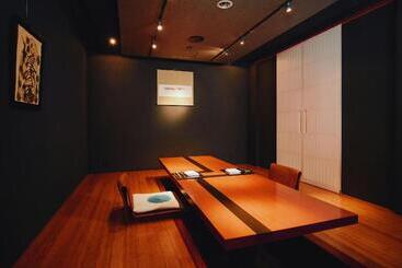 Hotelli River Retreat Garaku