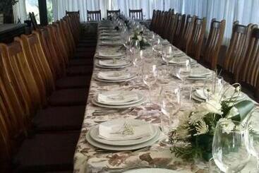 فندق El Bosque De La Herrezuela