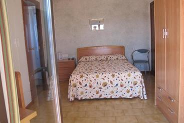 فندق صغير Hostal Casa Pepe