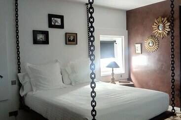 تختخواب و صبحانه Hospedería Diez Y Seis