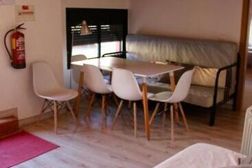 Hostel El Lago, Caceres