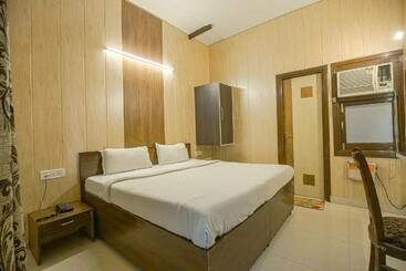 Hotel H.k. Continental