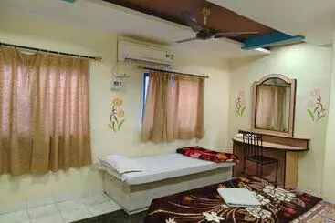 Hotel Shivam Guest House