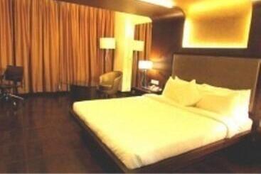 Hotel Cocoon Luxury Business