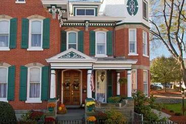 Abigail House Bed And Breakfast