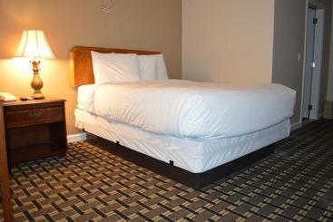 מוטל Nashoba Valley Inn & Suites