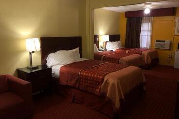 מוטל Ellijay Inn Downtown Ellijay