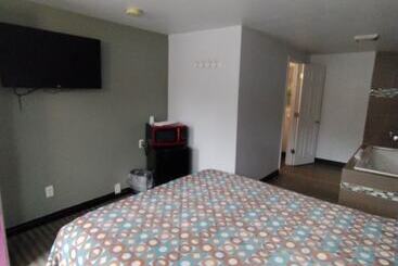 מוטל Kings Row Inn