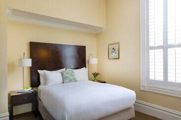 Bed and Breakfast Healdsburg Inn On The Plaza, A Four Sisters Inn