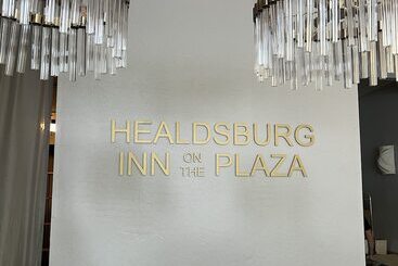 Nocleg ze śniadaniem Healdsburg Inn On The Plaza, A Four Sisters Inn