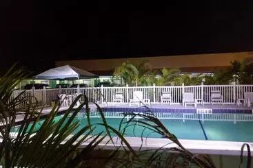 Motelli Sunshine Inn & Suites Venice, Florida