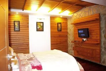 Hotel Aristocrat