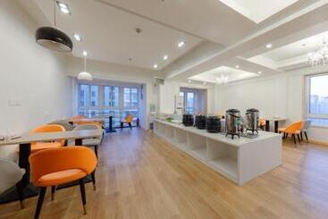 Hotel Green Tree Inn Huaibei Railway Station Jinse Yuntian Zhixuan