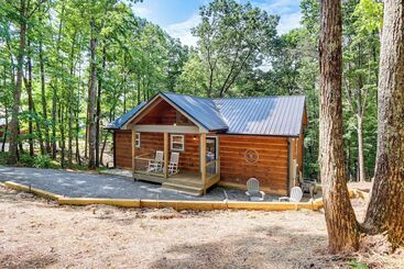 Hus på landet Peaceful Blue Ridge Cabin, Forest View & Fireplace