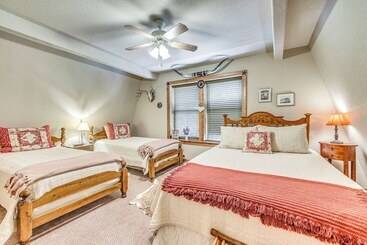 Dom wiejski Rustic Cloudcroft Cabin W/ Spacious Deck & Grill!