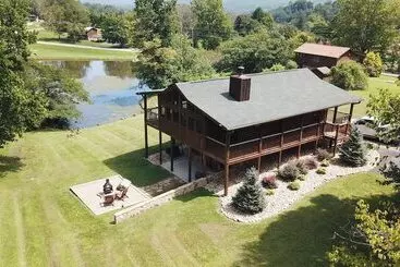 Mökkimajoitus Mallard S Nest