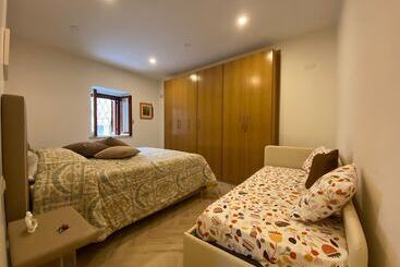 اقامتگاه Modern And Cozy Home At 200 Meters To The Beach