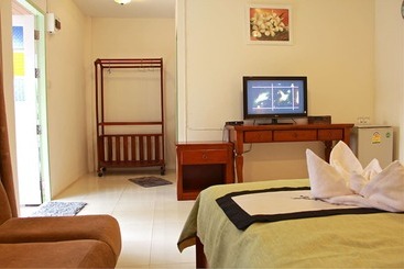 Отель Ban Pasak Resort Suan Phueng