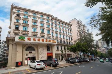 Vienna Hotel Zhuhai Xiangzhou Bus Station