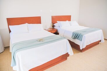 Costa Elegante Hotel & Suites