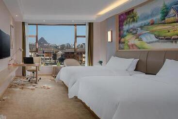 Vienna Hotel Guizhou Liupanshui Shuicheng Ancient Town