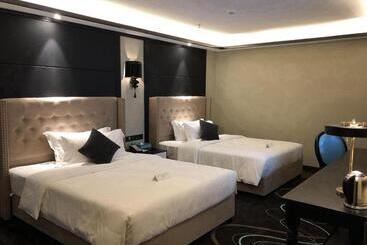 Xana Hotelle·guang An South Railway Station