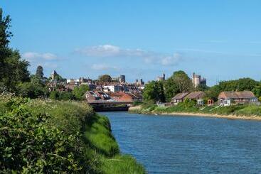 Pensió Arundel Comfort En Suite Twin Friends & Family