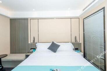 Xana Hotelle Nanchang Gaoxin Xincheng Wuyue Plaza