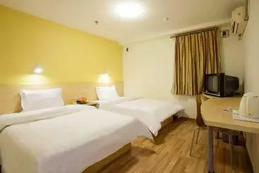 Hotel 7days Inn Suizhou Jiaotong Avenue Luhe