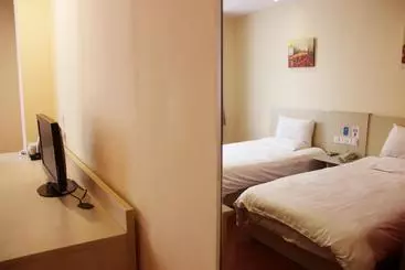 Hotel Hanting  Panjin Coach Terminal