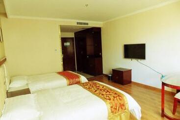 Hotel Greentree Inn Hebei Chengde Luanping Luanyang Road Xiangyuan Road Express