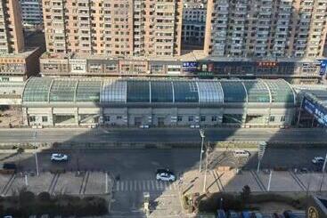 فندق Oak Chateau