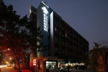 Fresh House Hotel Huanglong Wantang