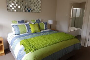 דירות לתיירים Hart Street Apartment