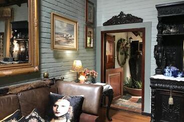 קוטג'' Waterhouse Guest Lodge In Waterkloof