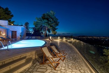 Tourist flats Castelli Luxury Villa