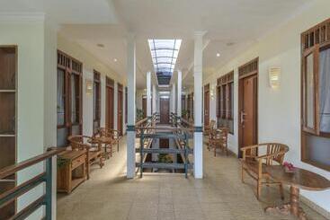 בית מלון כפרי Kuta Ecostay