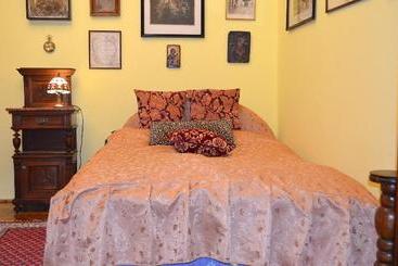 Luxury Style Apartments