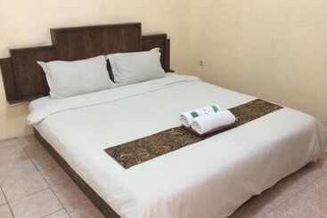 Panzió Larasati Guest House