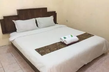 Pensione Larasati Guest House