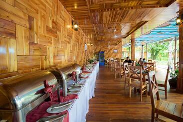 Phu Quoc Dragon Resort & Spa