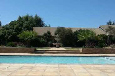 Pension (Hôtel basse catégorie) Africasky Guest House